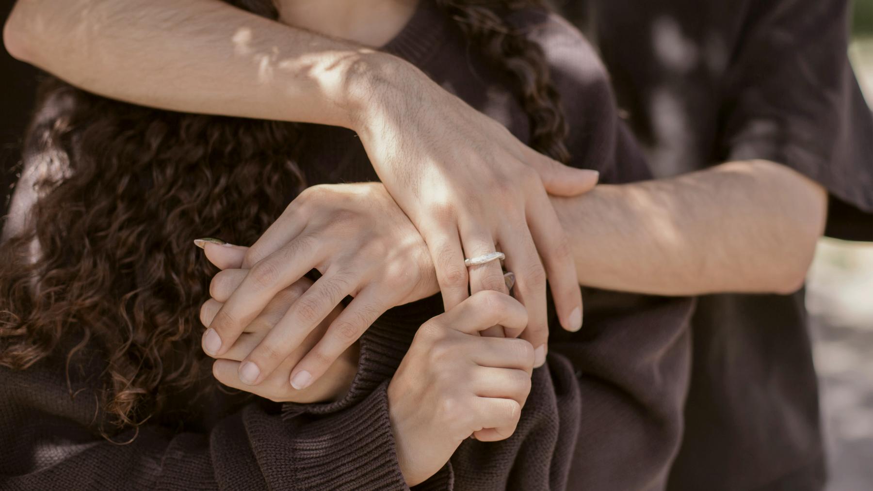 
A couple shares an intimate embrace by Eduardo Ramos
