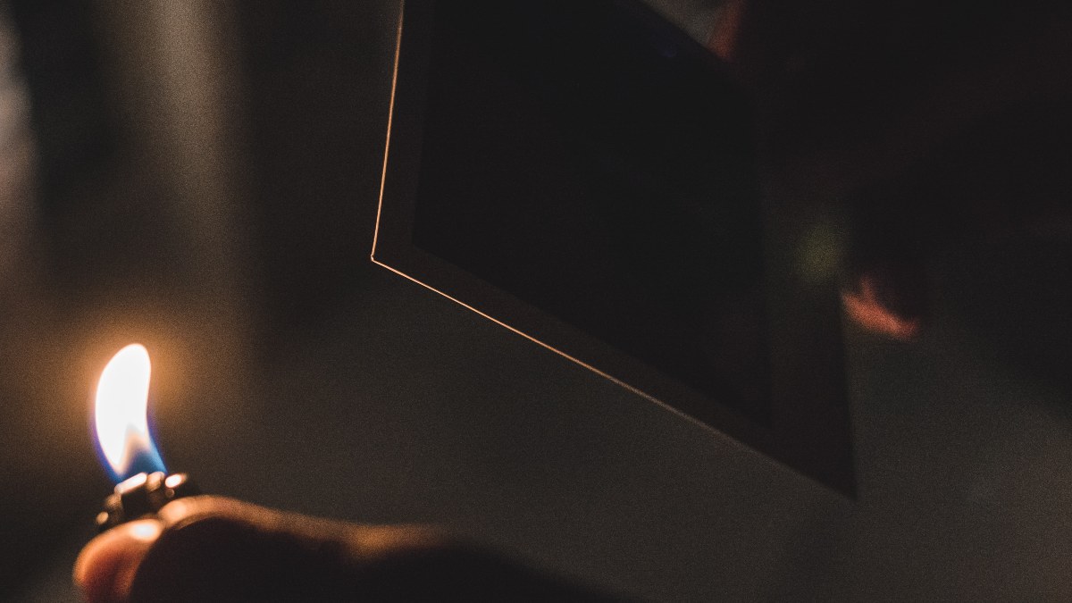 
Imaginationships: A Therapist Suggests 2 Ways To Heal From A One-Sided Relationship
