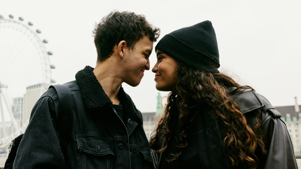 2 Ways Of Thinking That Predict Lasting Love