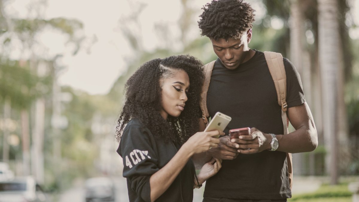 1 Relationship Habit That Does More Damage Than Any Fight