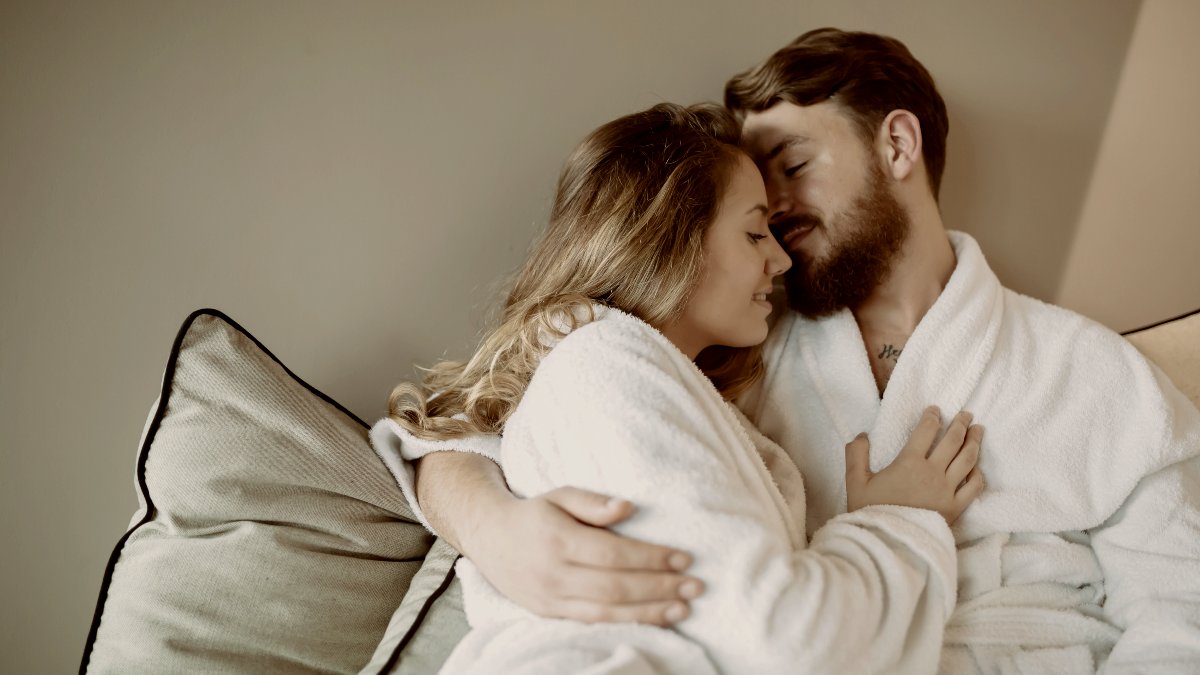 How ‘Intentional Silence’ Can Bring 4 Powerful Benefits In Love