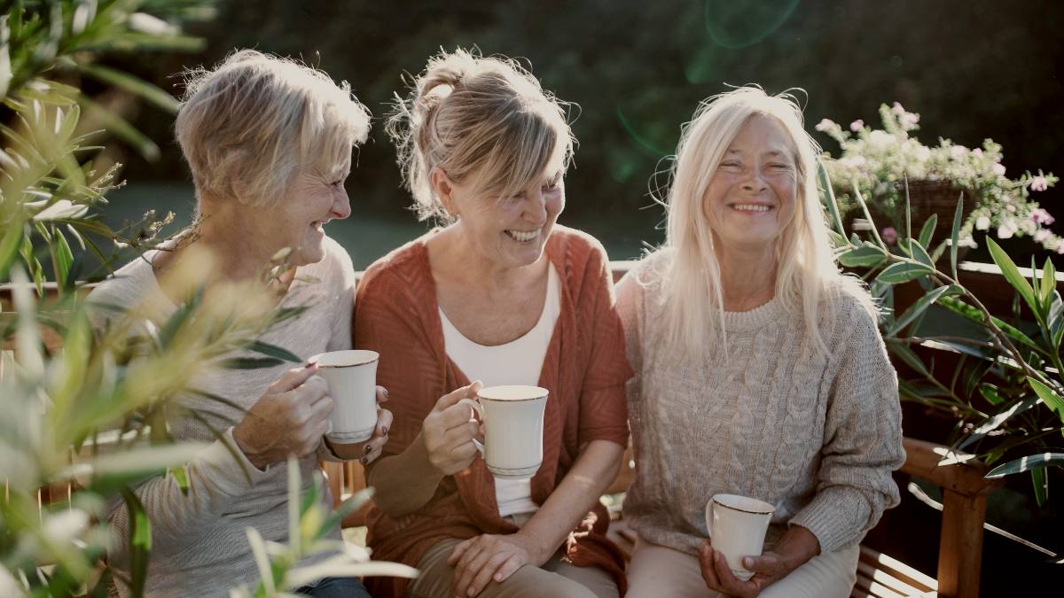 1 Way Friends Can Keep Your Mind Youthful