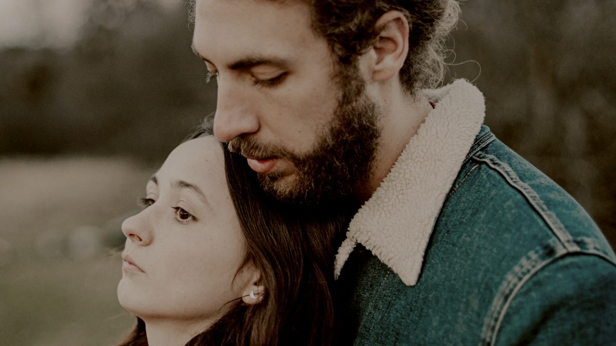 2 Ways To Help Your 'Anxiously Attached' Partner Feel Secure