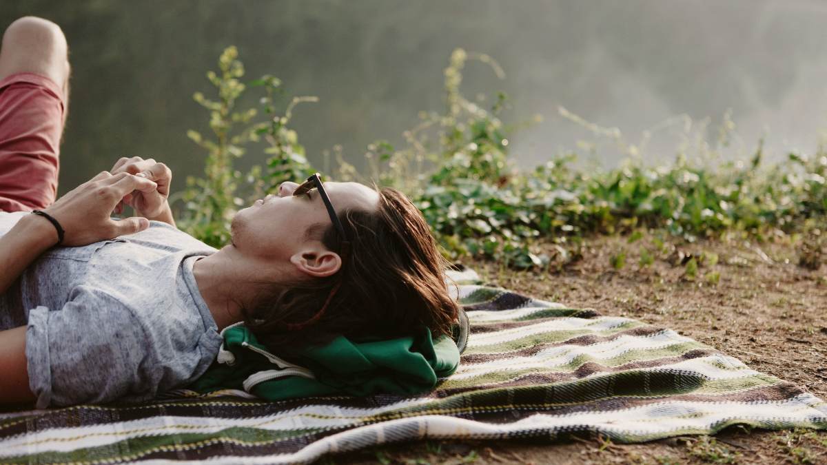 2 Psychological Consequences Of Your ‘Hyper-Independence’