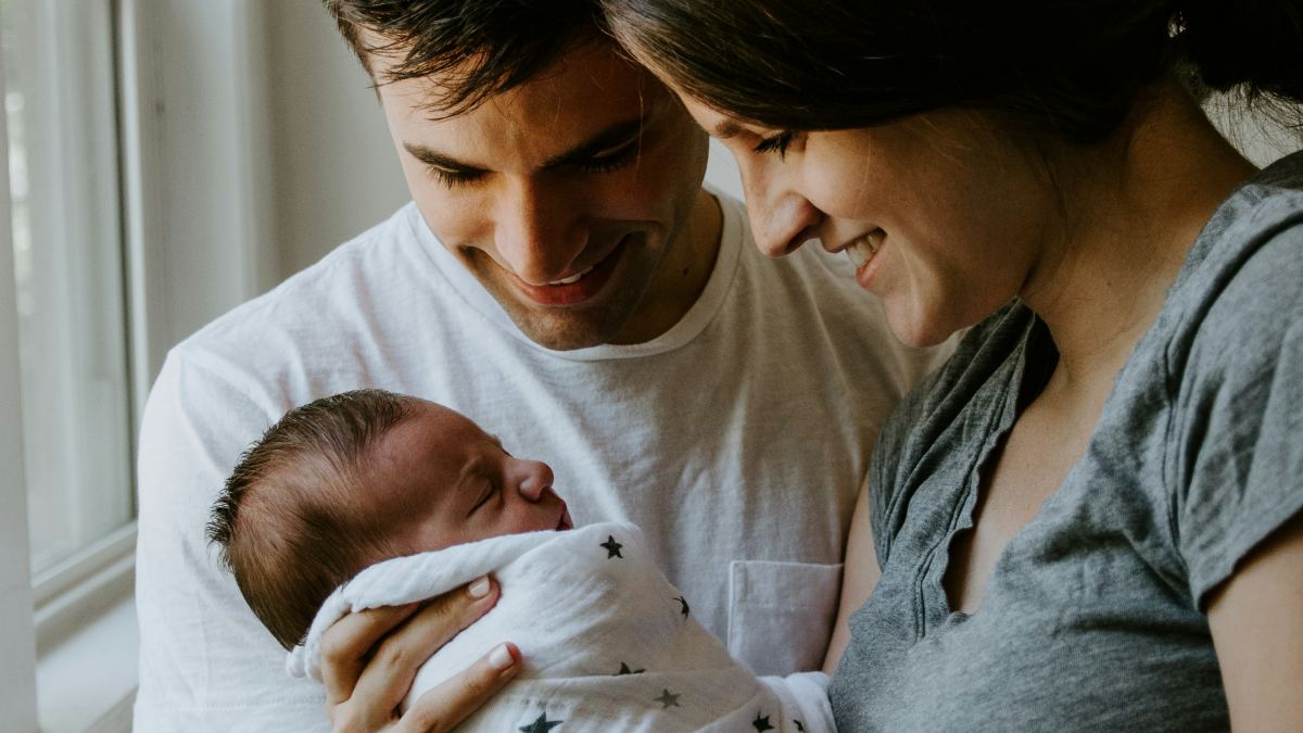 
new-parents-experiencing-a-postpartum-sex-slump
