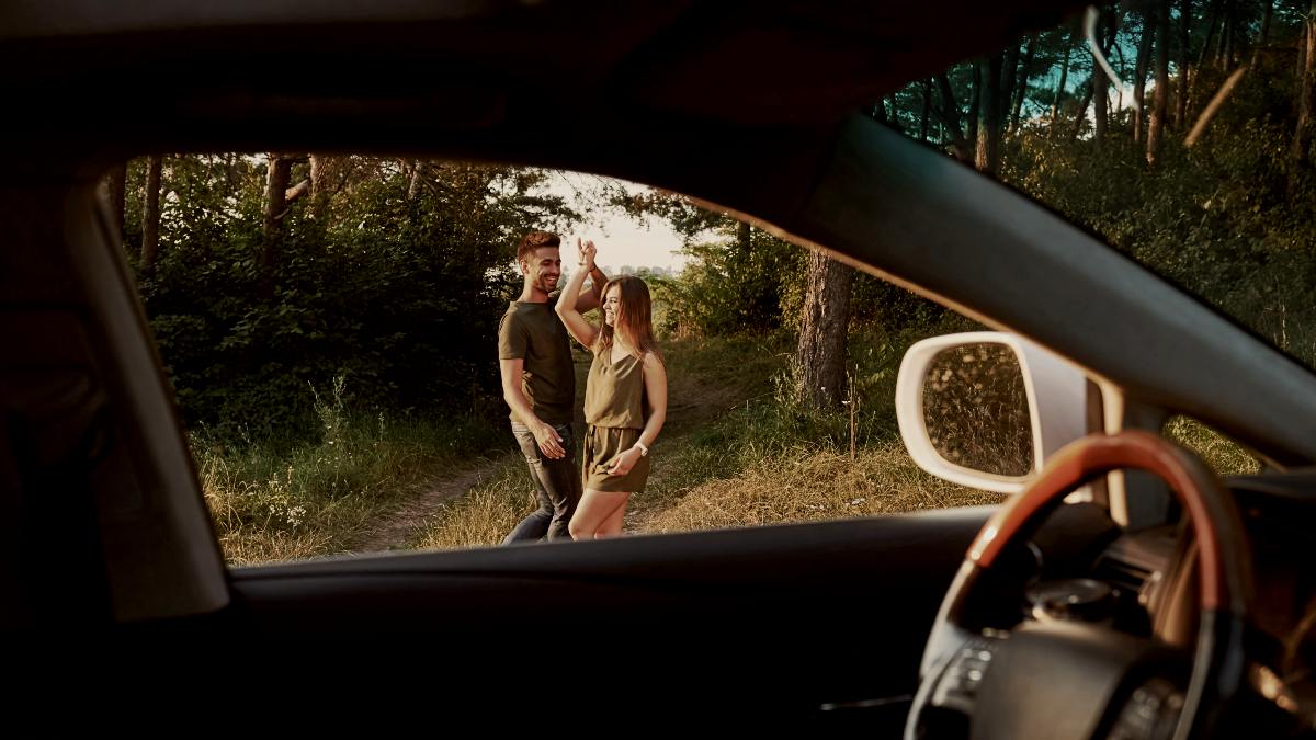 One Simple Habit That Keeps Love From Fading Away