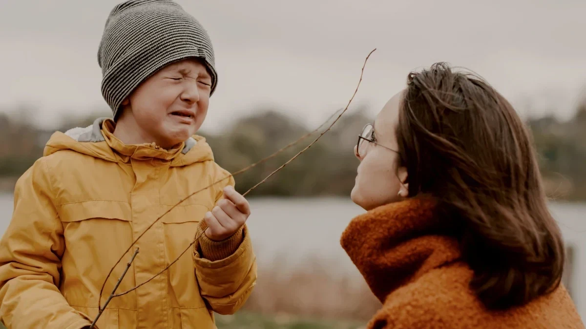 2 Signs Parents Often Miss Of An 'Overly Sensitive' Child