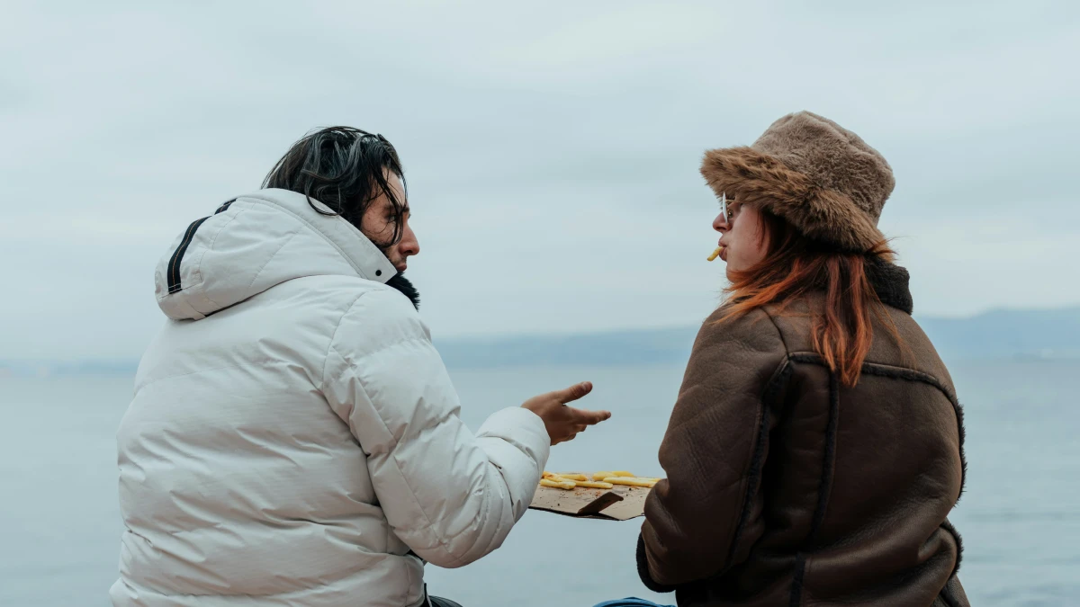 3 Ways Your Over-Communication Is Hurting Love