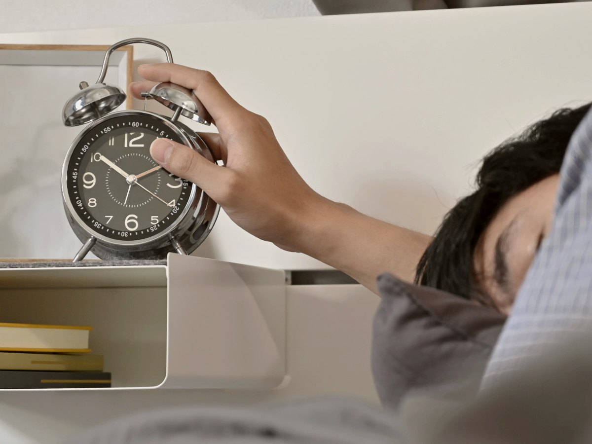Close Up Of Man Lying In Bed Turning Off Hand Reaching Out For Alarm Clock  Color Black Wake Up Late At Morning At 720 Am Stock Illustration - Download  Image Now - iStock, image size:1200x900