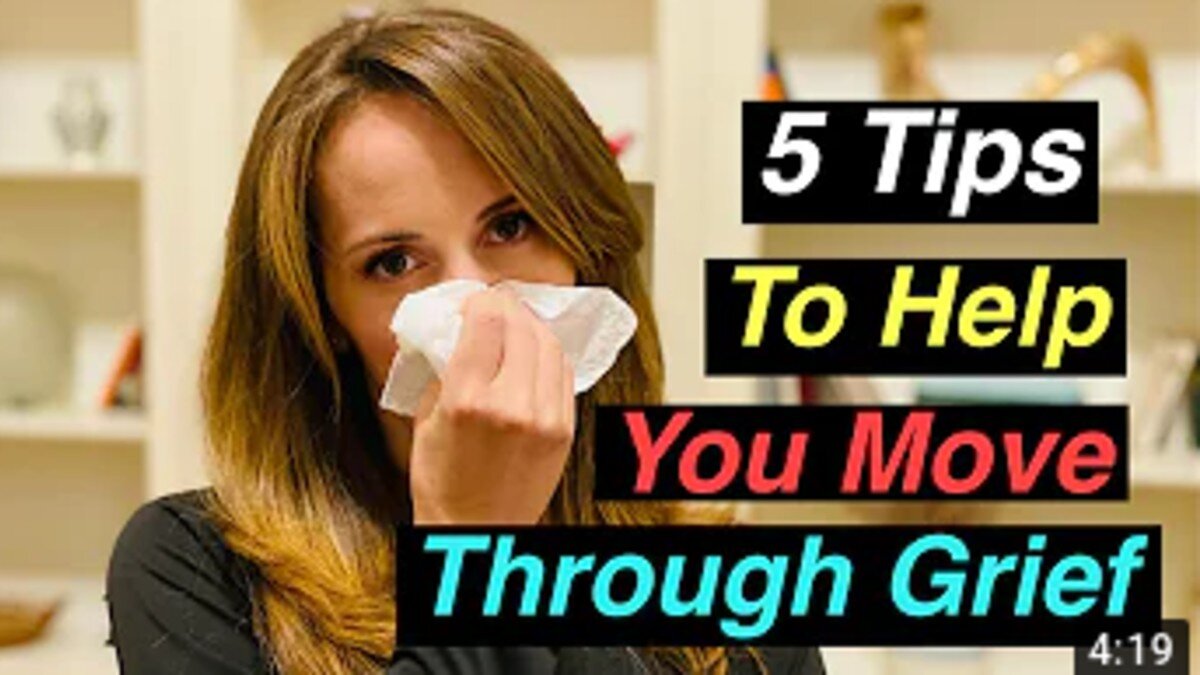 
Jourdan Travers, LCSW discussing how to move through grief and grieving on YouTube
