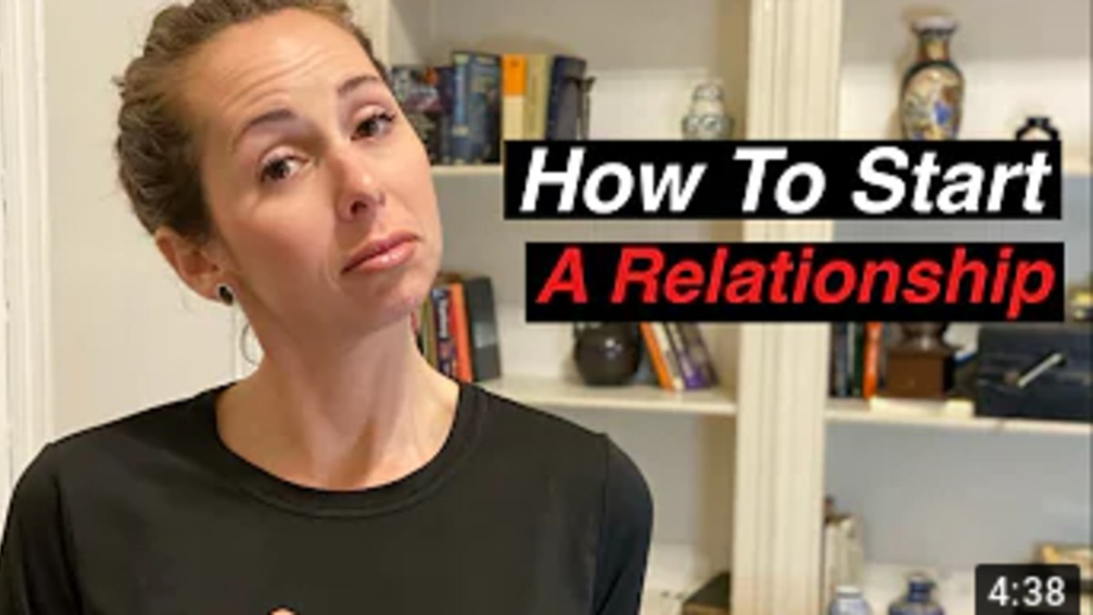 
Jourdan Travers, LCSW discussing how to start a relationship on YouTube
